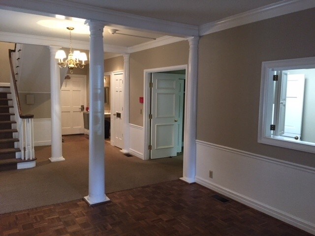 More Photos Of 665 N Academy St, Greenville Office For Lease