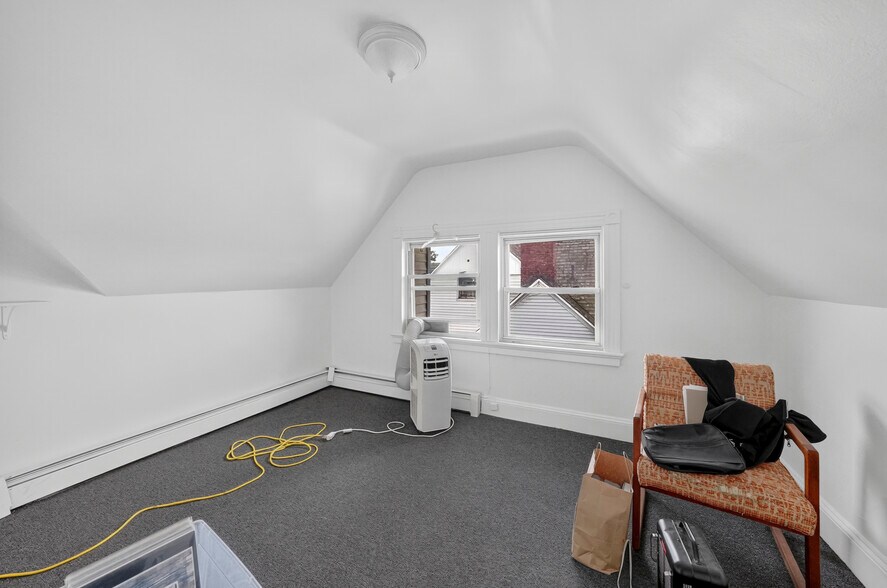 More Photos Of 137 Livingston Ave, New Brunswick Office Residential For Sale