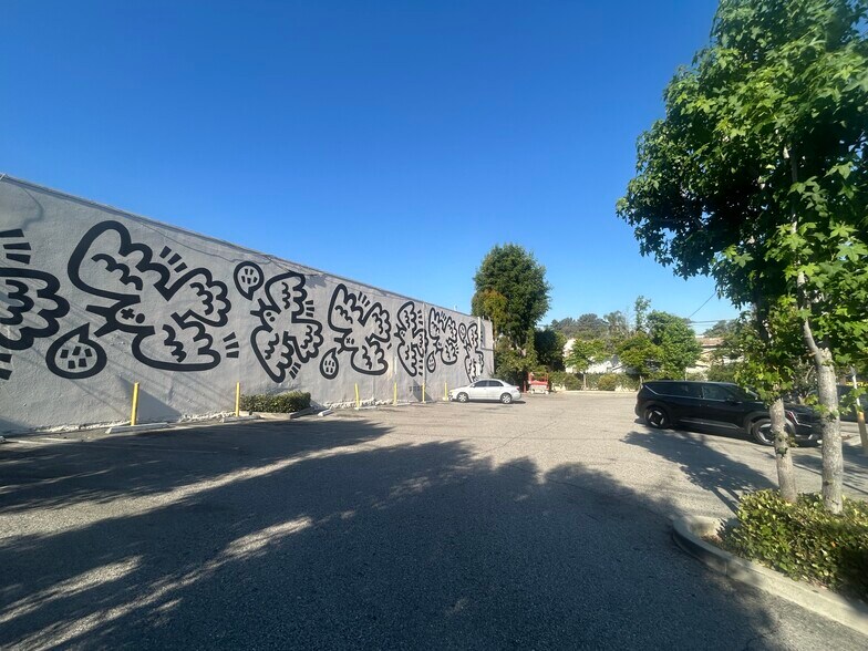 More Photos Of 2395 Glendale Blvd, Los Angeles Storefront For Lease