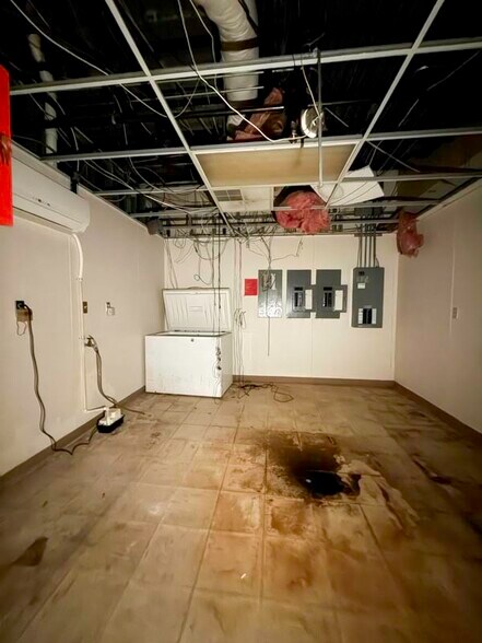 More Photos Of 70 N 31st St, Clinton Healthcare For Sale