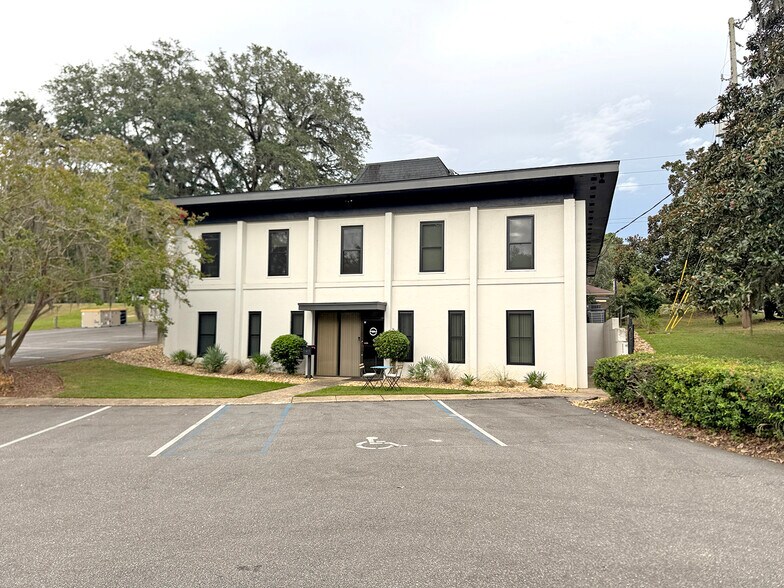 Primary Photo Of 150 John Knox Rd, Tallahassee Office For Sale