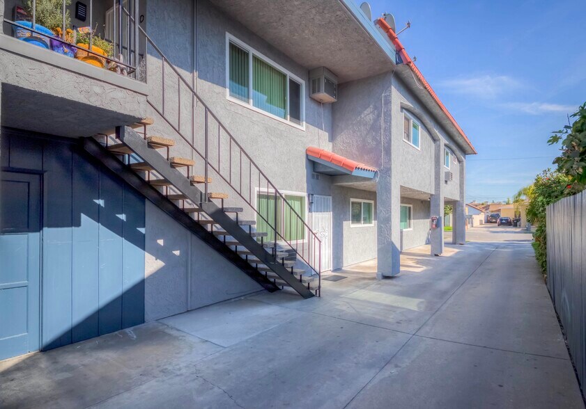 More Photos Of 139 N 12th St, Montebello Apartments For Sale