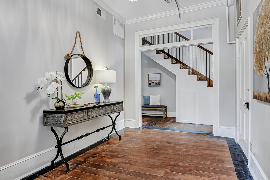 More Photos Of 902 Richmond Pky, Richmond Office Residential For Sale