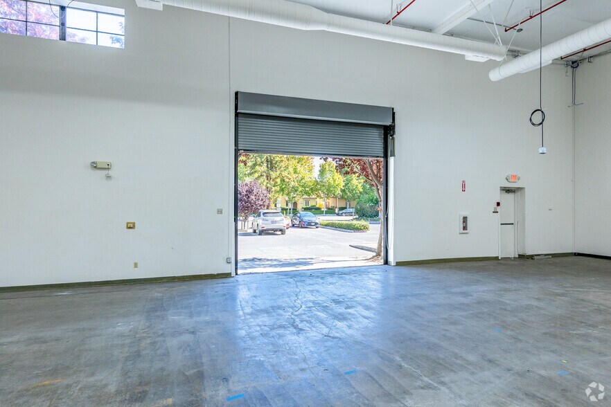 More Photos Of 1185 Campbell Ave, San Jose Warehouse For Lease