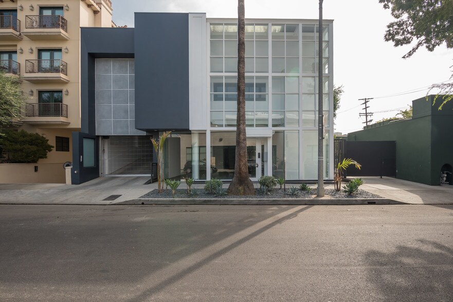 Primary Photo Of 708 N Croft Ave, Los Angeles Office For Lease