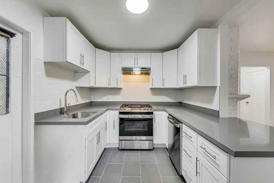 More Photos Of 1207-1233 University Ave, Berkeley Apartments For Sale