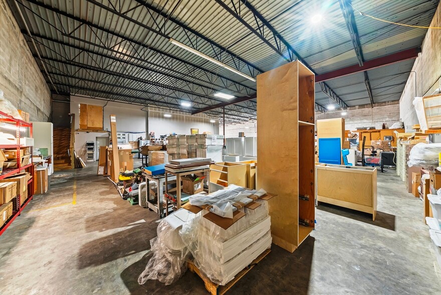 More Photos Of 2330 Bruner Ln, Fort Myers Warehouse For Sale
