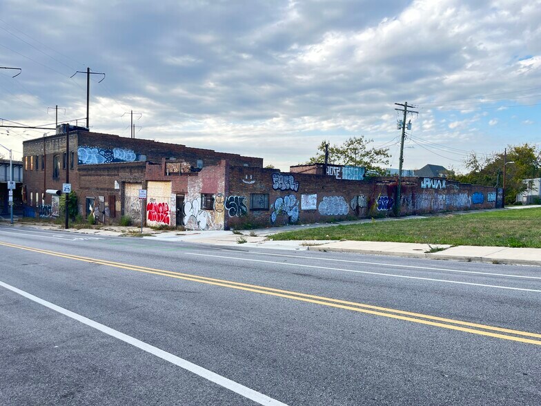 More Photos Of 1301 N Wolfe St, Baltimore Warehouse For Sale