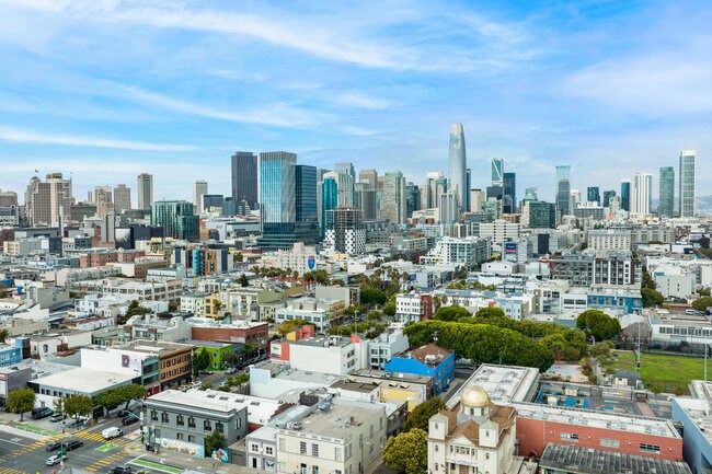 More Photos Of 22 Cleveland St, San Francisco Warehouse For Sale