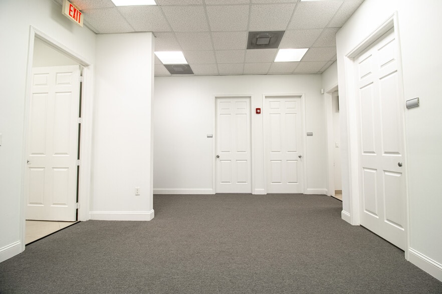More Photos Of 7301 Wiles Rd, Coral Springs Medical For Sale