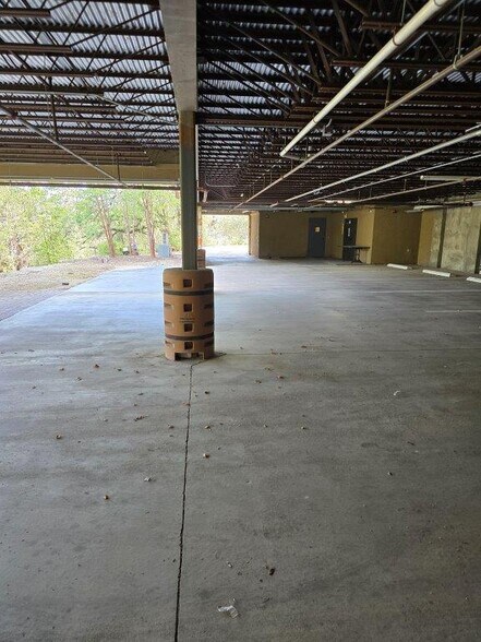 More Photos Of 3310 N Capital Of Texas Hwy, Austin Storefront Retail Office For Lease