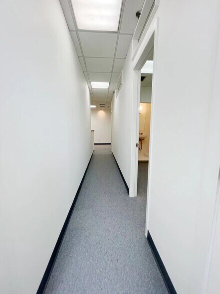 More Photos Of 198-200 Canal St, New York Medical For Sale