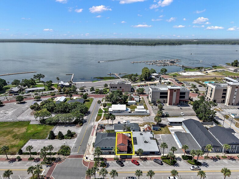 More Photos Of 107 W Main St, Tavares Storefront Retail Office For Sale