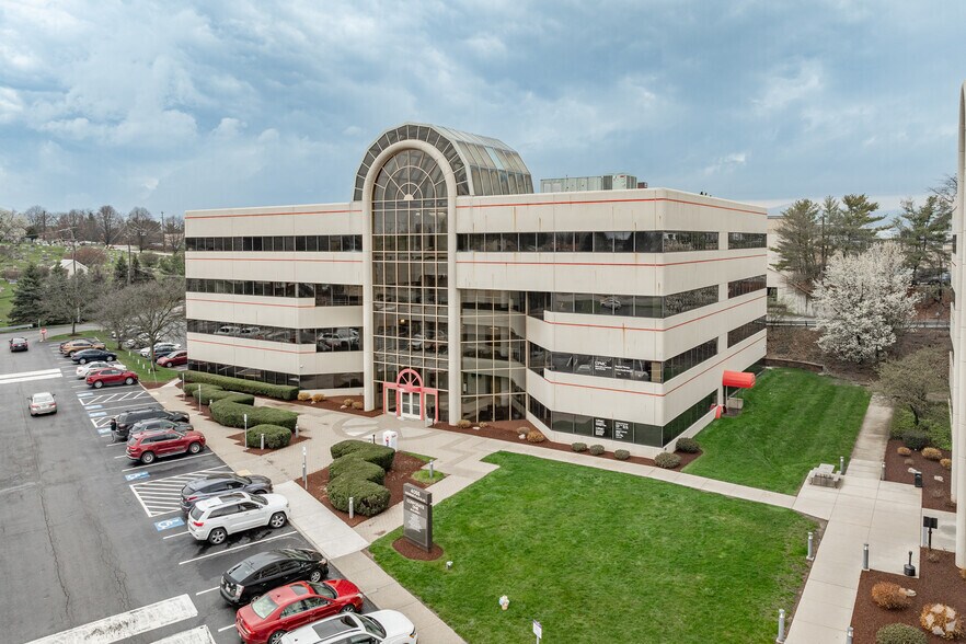 More Photos Of 4075 Monroeville Blvd, Monroeville Unknown For Lease