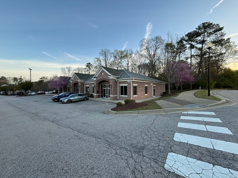 More Photos Of 10520 Ligon Mill Rd, Wake Forest Office For Sale