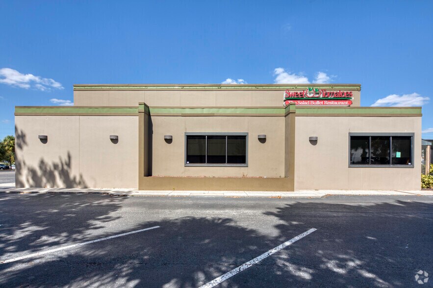 More Photos Of 1902 N Dale Mabry Hwy, Tampa Restaurant For Lease