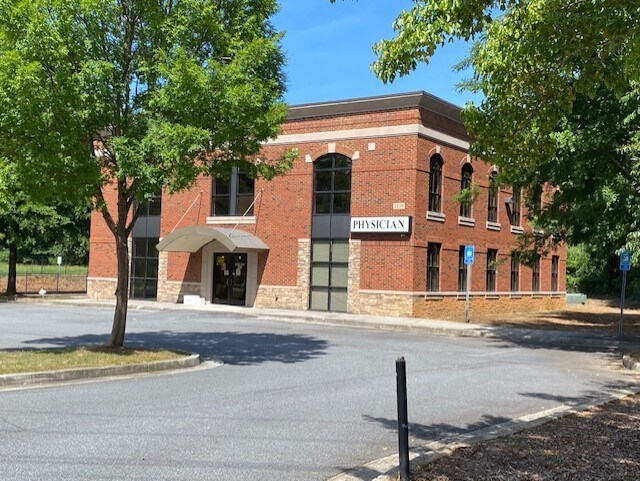 More Photos Of 1930 Powder Springs Rd, Marietta Medical For Lease