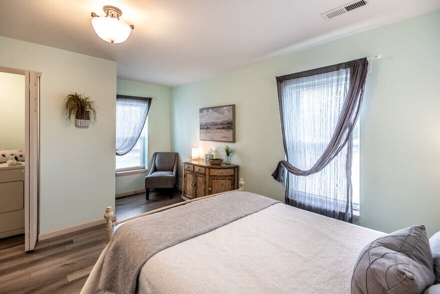 More Photos Of 320 N Mechanic St, Lebanon Multifamily For Sale