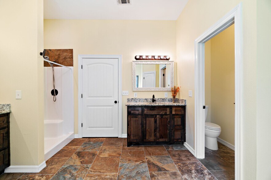 More Photos Of 821 County Road 43830, Paris Multifamily For Sale