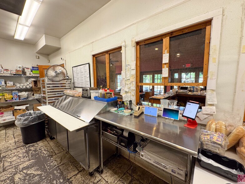 More Photos Of 1320 E Main St, Meriden Restaurant For Sale