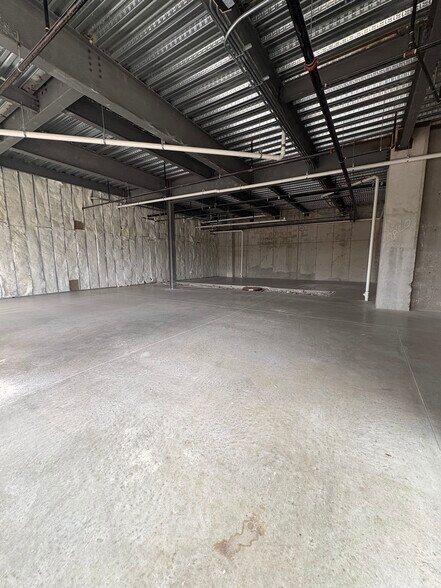 More Photos Of 3810 Steiner Ranch Blvd, Austin General Retail For Lease