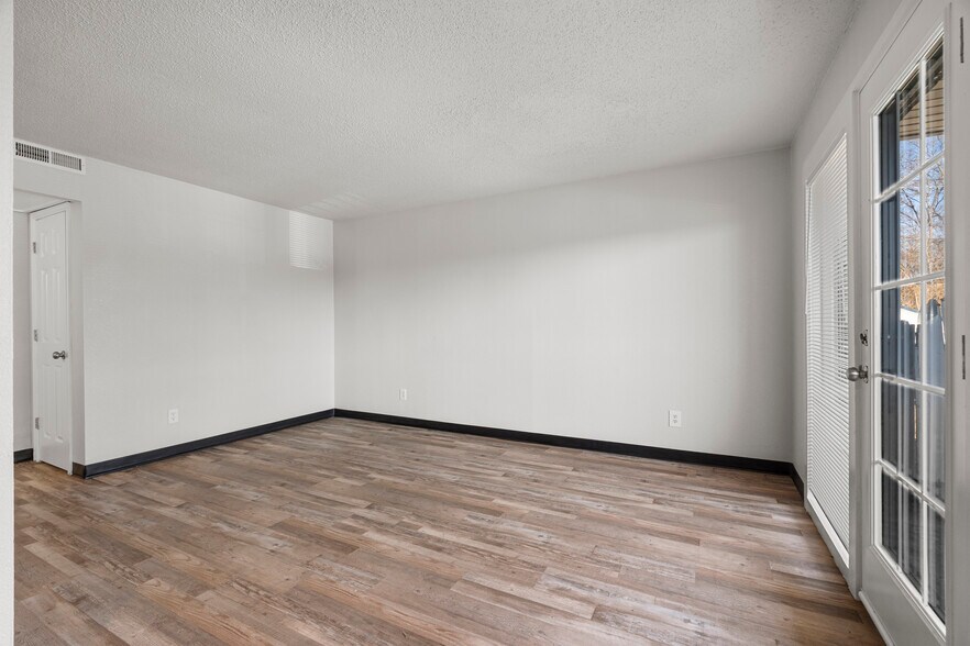 More Photos Of 1805 S Y St, Fort Smith Apartments For Sale