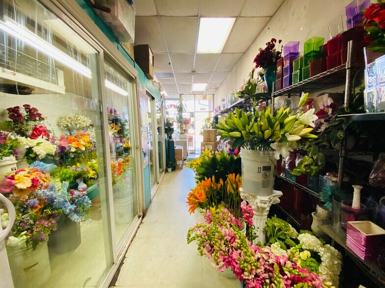 More Photos Of , Los Angeles Unknown For Sale