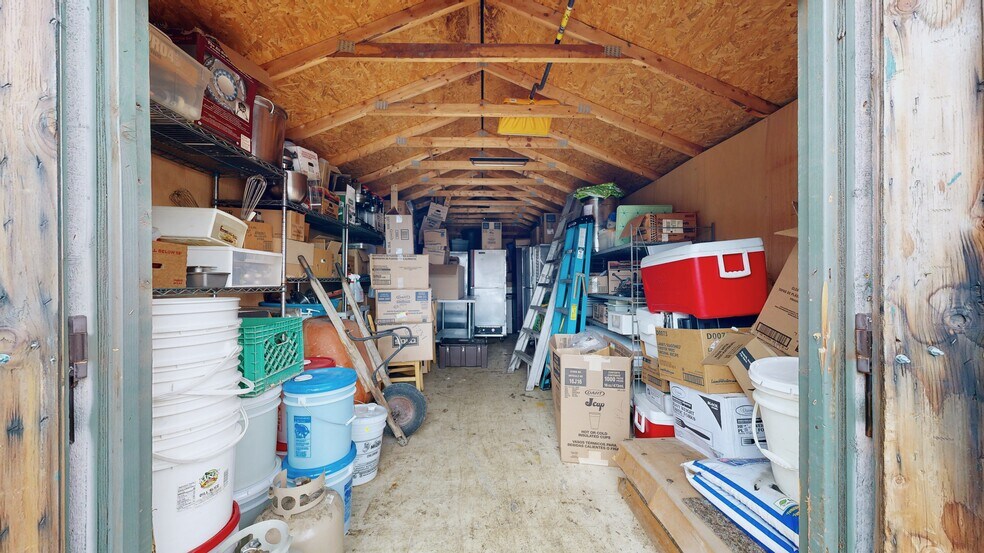 More Photos Of 1101 S Main St, Lexington Restaurant For Sale