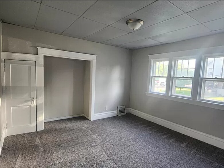 More Photos Of 1118 W 8th St, Sioux Falls Multifamily For Sale