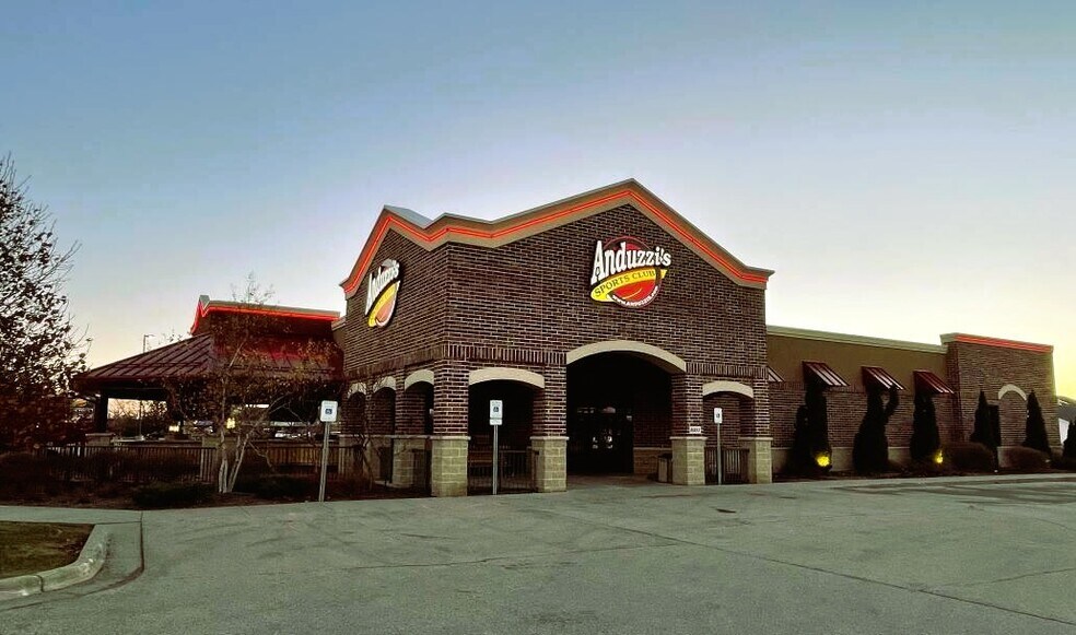 Primary Photo Of 800 S Washington St, Kimberly General Retail For Sale