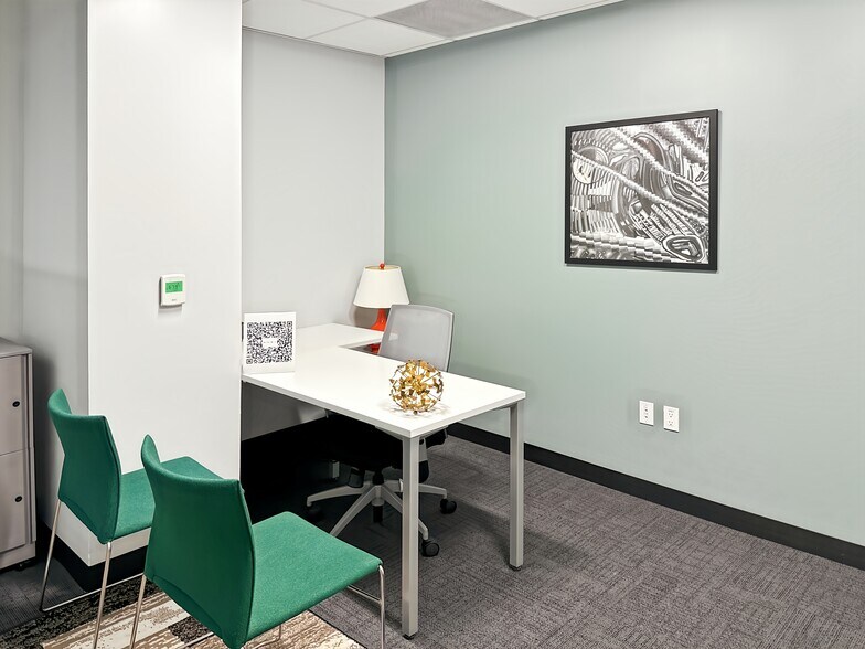 More Photos Of 555 Anton Blvd, Costa Mesa Coworking Space