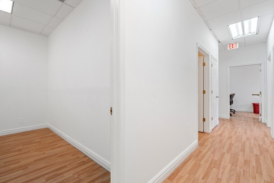 More Photos Of 3003 S Congress Ave, Lake Worth Medical For Sale