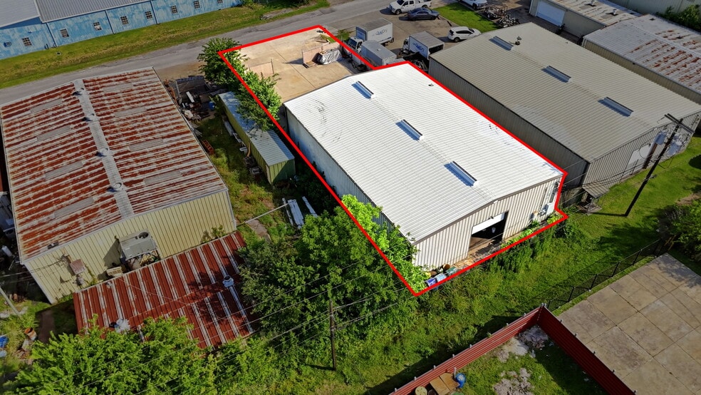 More Photos Of 1307 Illinois Ave, South Houston Warehouse For Sale