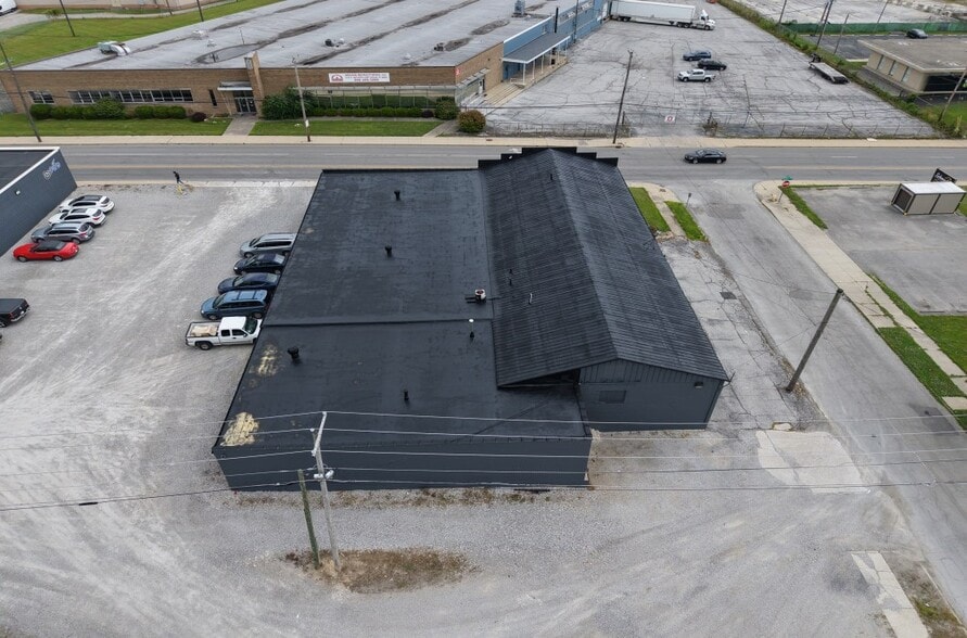 More Photos Of 1808 S Anthony Blvd, Fort Wayne Unknown For Lease