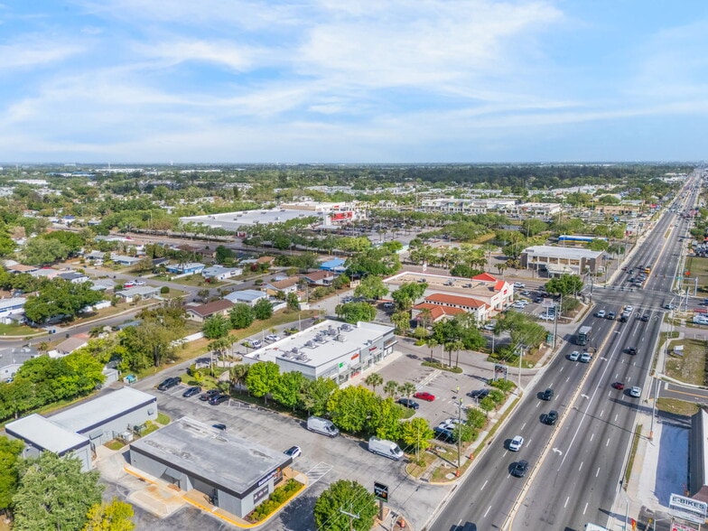 More Photos Of 6228 14th St W, Bradenton Storefront For Lease