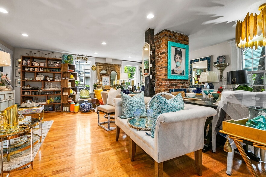 More Photos Of 44 North St, Hingham Storefront For Lease