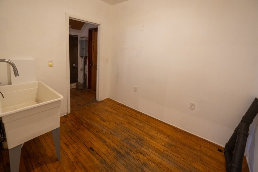 More Photos Of 230-234 Ferry St, Easton Loft Creative Space For Sale