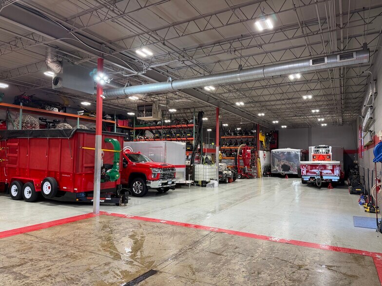 More Photos Of 4301 Quebec Ave N, New Hope Manufacturing For Sale