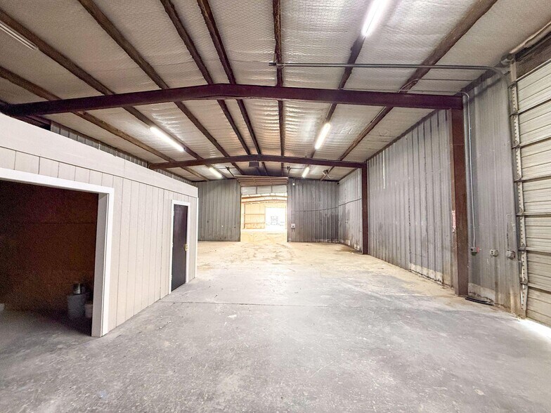 More Photos Of 7007 County 1283 Rd, Odessa Warehouse For Sale