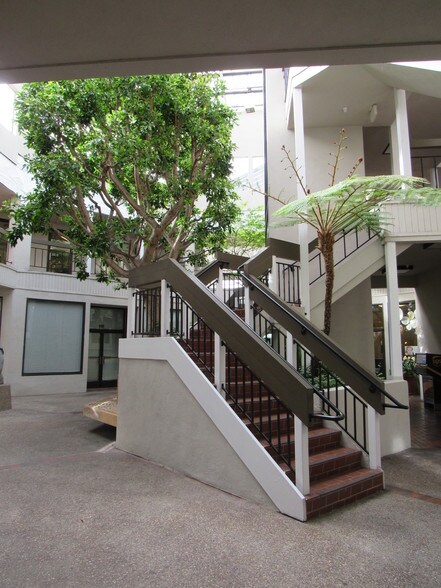 More Photos Of 2121 41st Ave, Capitola Office For Lease