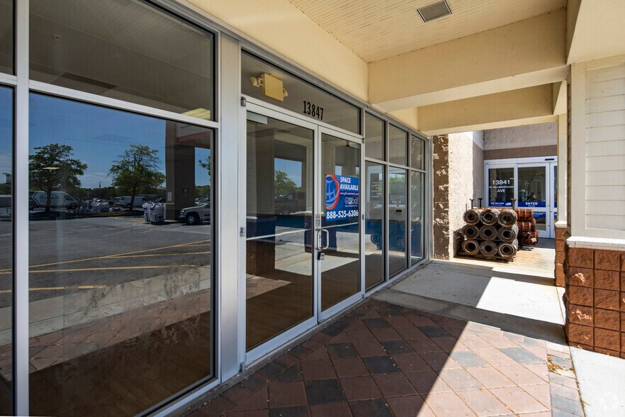 More Photos Of 8975 Race Track Rd, Tampa Unknown For Lease