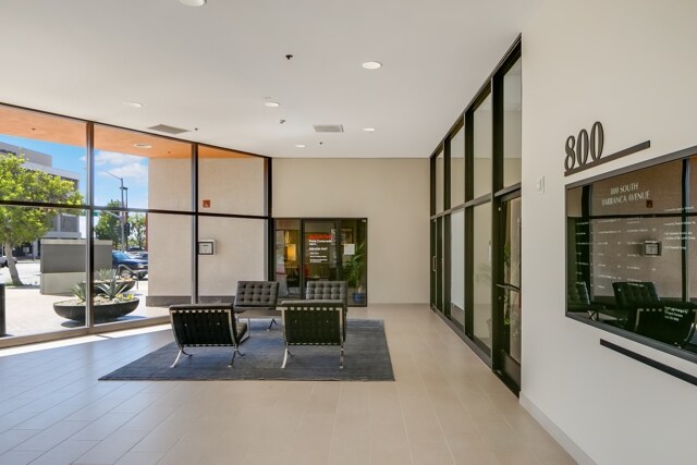 More Photos Of 800 S Barranca Ave, Covina Office For Lease