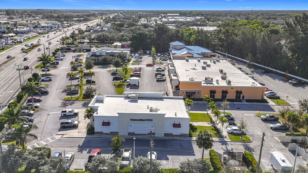 More Photos Of 2620-2644 SE Federal Hwy, Stuart Freestanding For Sale