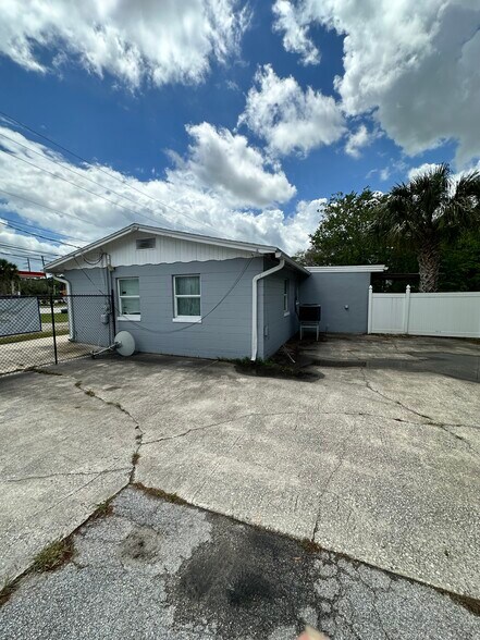 More Photos Of 210 State Road 16, Saint Augustine Storefront Retail Office For Sale