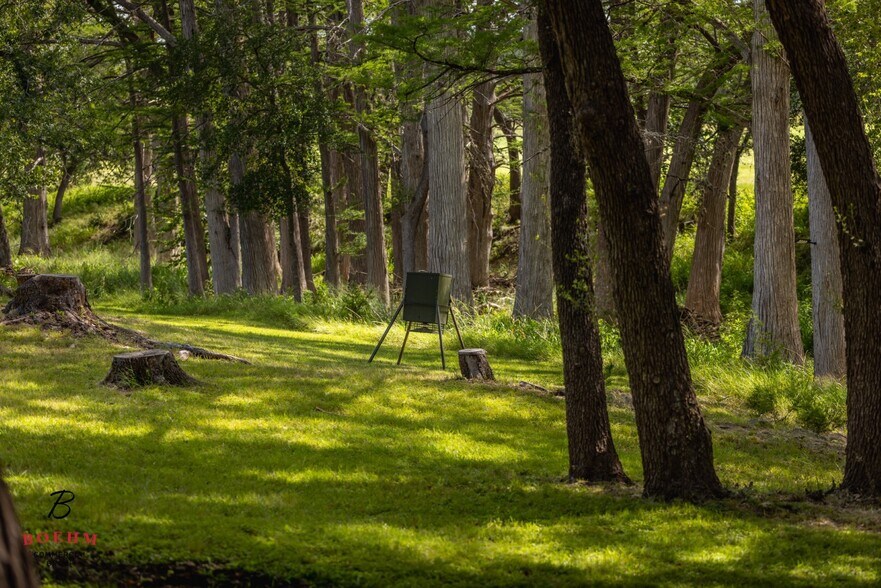 More Photos Of 50500 Interstate 10 W, Comfort Office For Sale