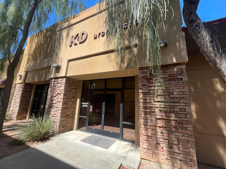 More Photos Of 8151 E Indian Bend Rd, Scottsdale Office For Sale