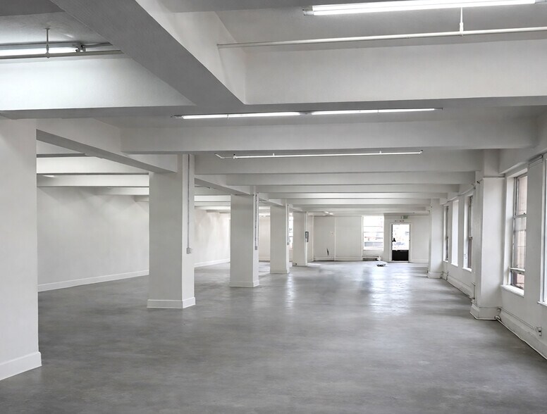 More Photos Of 850 S Broadway, Los Angeles Loft Creative Space For Lease