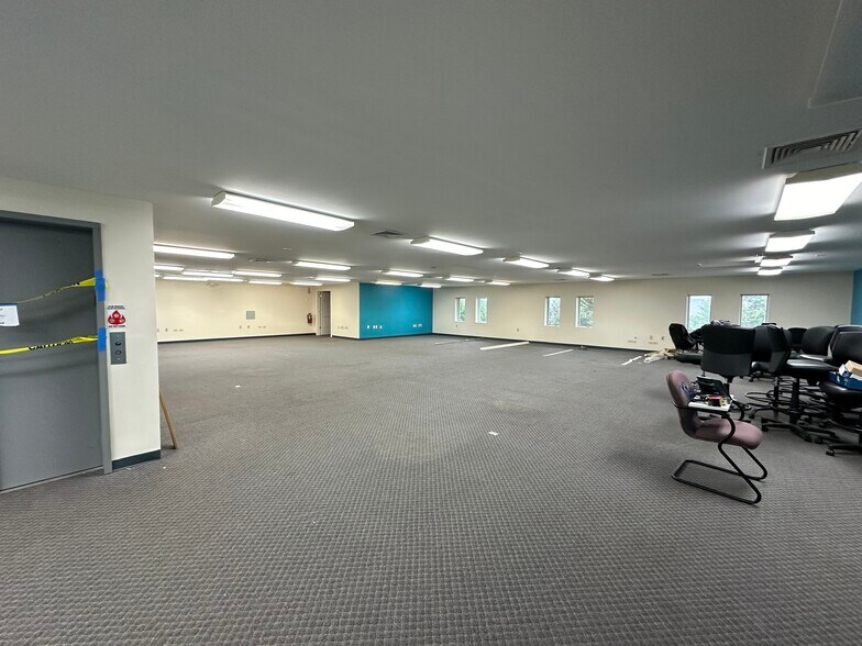 More Photos Of 2700 Constant Comment Pl, Louisville Office For Sale