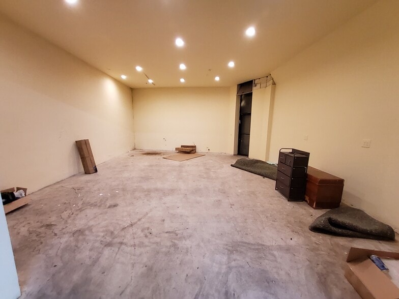 More Photos Of 1304 N Broad St, Hillside Warehouse For Lease