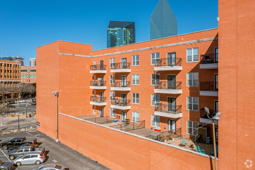 More Photos Of 800 Ross Ave, Dallas Apartments For Lease